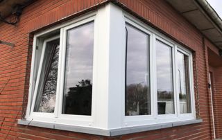 châssis blanc en PVC