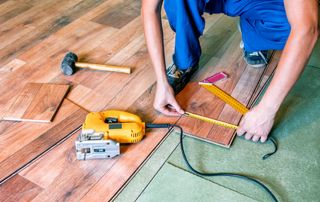 Pose clouée parquet